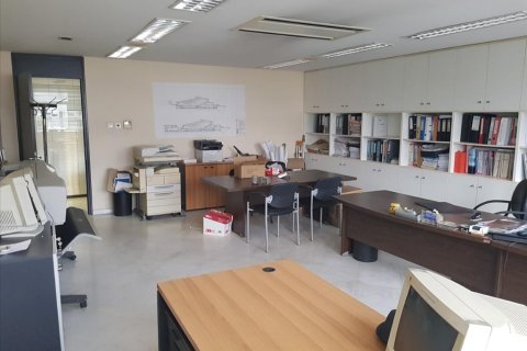 440m² Commercial property in Kalamaria, Greece No. 57689 13