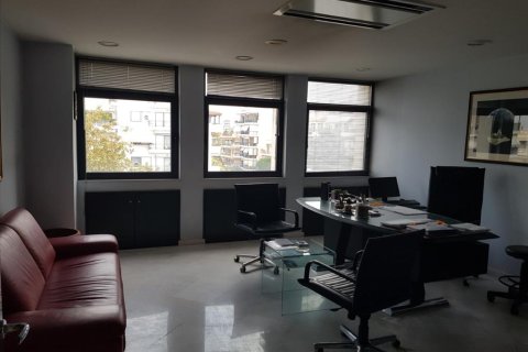 440m² Commercial property in Kalamaria, Greece No. 57689 18