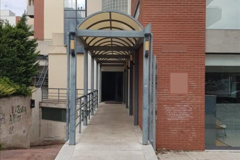 440m² Commercial property in Kalamaria, Greece No. 57689 3