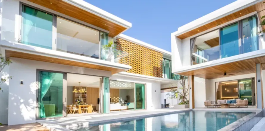 4 bedrooms Villa in Phuket, Thailand No. 2603