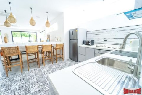 5 chambres Villa à Rawai, Thailand No. 97100 7