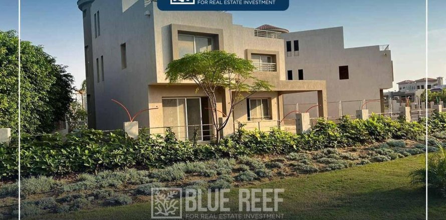 4 bedrooms Villa in Palm Hills Golf Extension, Egypt No. 38669