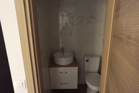 5 bedrooms Apartment in Thessaloniki, Greece No. 122627 4