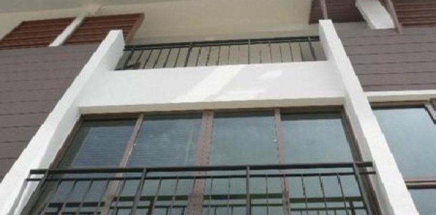 Таунхаус с 3 спальнями в Бангна, Таиланд №95706