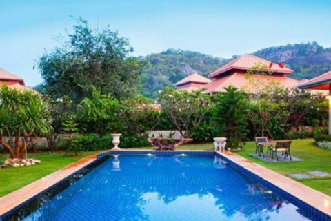 4 bedrooms Villa in Hua Hin, Thailand No. 95869 4