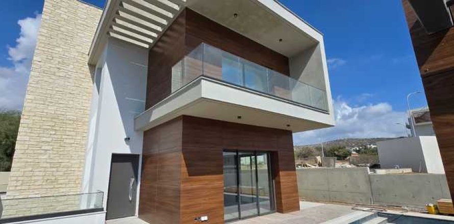 5 dormitorios House en Mouttagiaka, Cyprus No. 75819