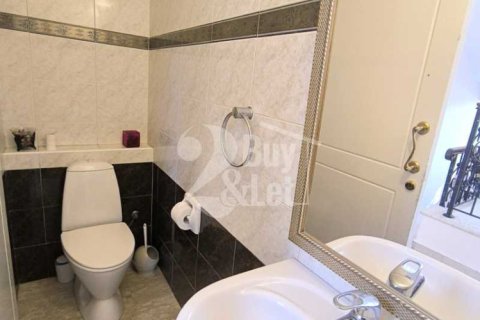 4 bedrooms Villa in Agios Tychonas, Cyprus No. 84370 11