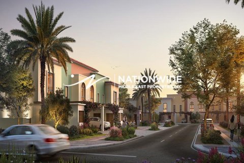 3 bedrooms Townhouse in Abu Dhabi, UAE No. 121265