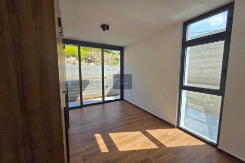 2 bedrooms House in Pegeia, Cyprus No. 84091 13