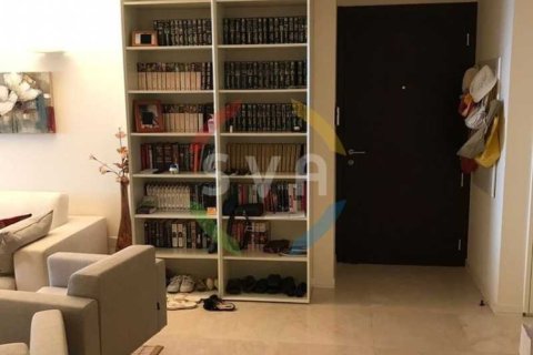 Квартира с 3 спальнями в Лимассол, Кипр №81429 5