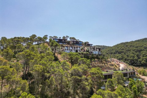 4 bedrooms Villa in Hoa Hung, Vietnam No. 88159 7