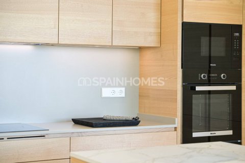 4 bedrooms Villa in Hoa Hung, Vietnam No. 88159 14