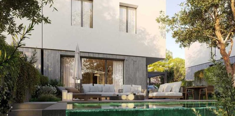 3 bedrooms Villa in Palodeia, Cyprus No. 31597