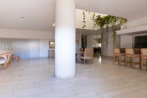 6 bedrooms House in Limassol, Cyprus No. 79375 2