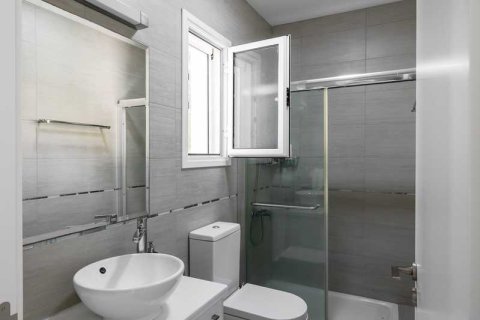 3 bedrooms House in Chloraka, Cyprus No. 79888 11