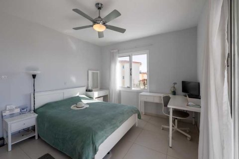 3 bedrooms House in Chloraka, Cyprus No. 79888 10