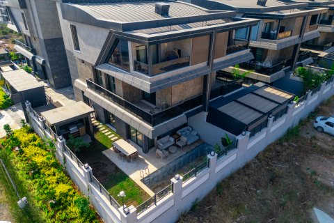 Вилла с 4 спальнями в Анталья, Турция №124923