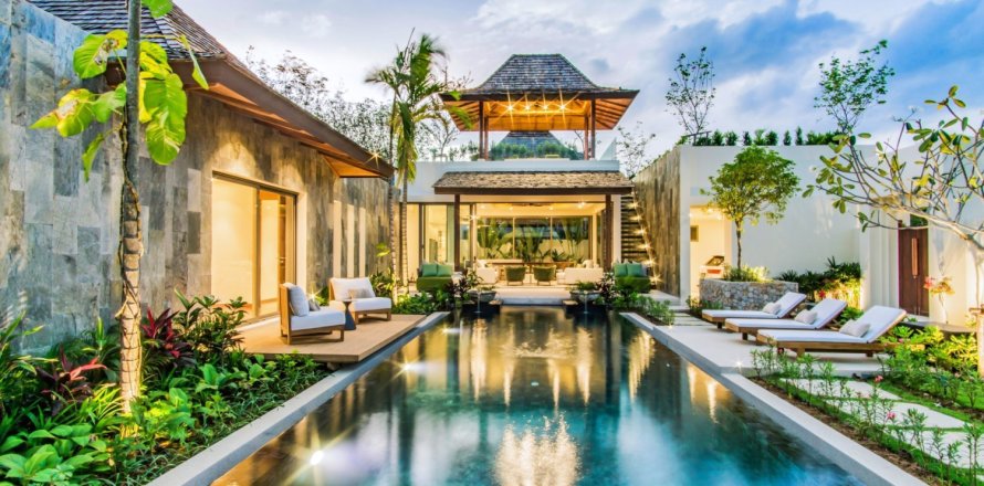 4 bedrooms Villa in Phuket, Thailand No. 88595