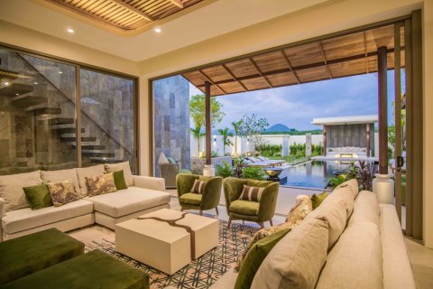 4 bedrooms Villa in Phuket, Thailand No. 88595 11