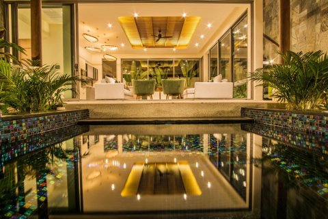 4 bedrooms Villa in Phuket, Thailand No. 88595 9