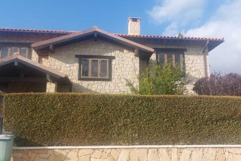 5 bedrooms House in Souni–Zanatzia, Cyprus No. 79373 5