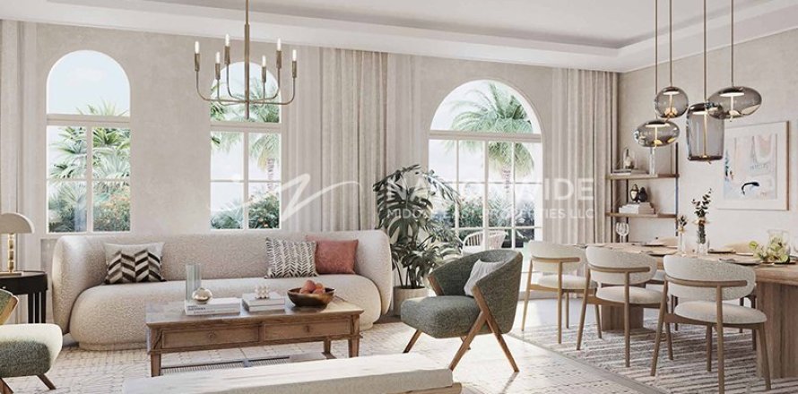 3 bedrooms Townhouse in Abu Dhabi, UAE No. 91203