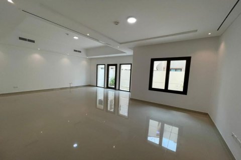 3 dormitorios Townhouse en Rayhana Residence, Vietnam No. 6038 9