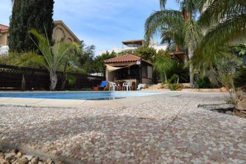 5 chambres House à Agios Athanasios, Cyprus No. 31549 3