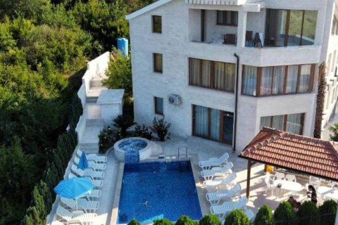 10 bedrooms Hotel in Herceg Novi, Montenegro No. 79259 8