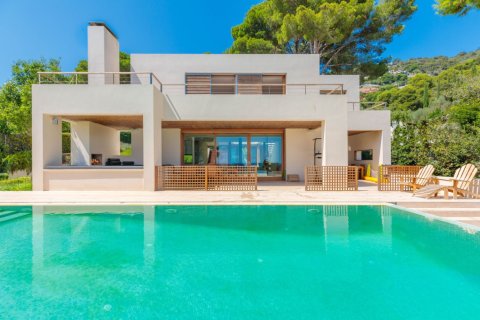 5 bedrooms House in Begur, Spain No. 99055