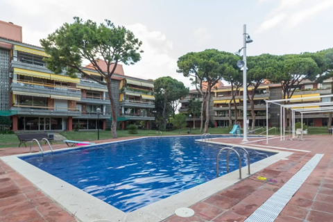 3 bedrooms Apartment in Gava, Spain No. 25879