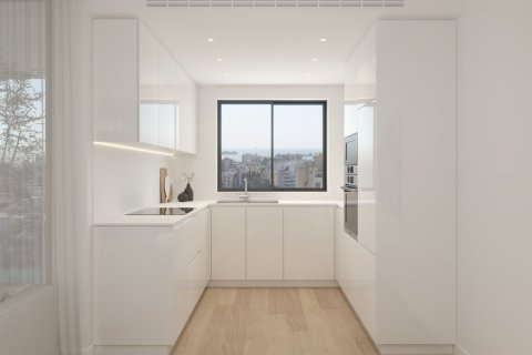 3 bedrooms Apartment in Limassol, Cyprus No. 99835 5