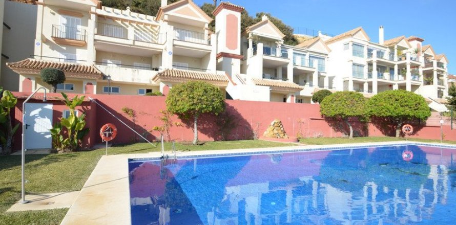 3 dormitorios Apartment en Manilva, Spain No. 83925