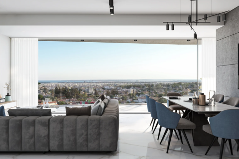 3 bedrooms Apartment in Limassol, Cyprus No. 34600 3