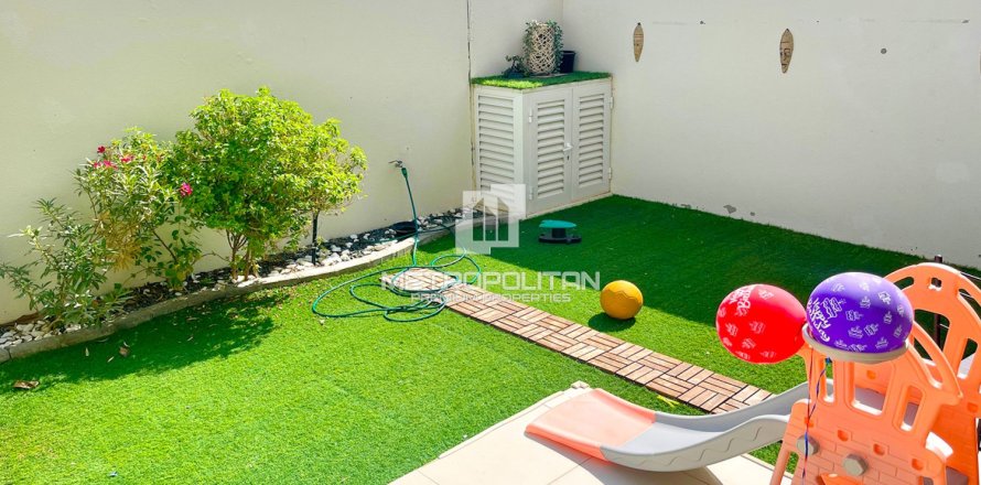 3 bedrooms Townhouse in Nam Tu Liem, Vietnam No. 67146