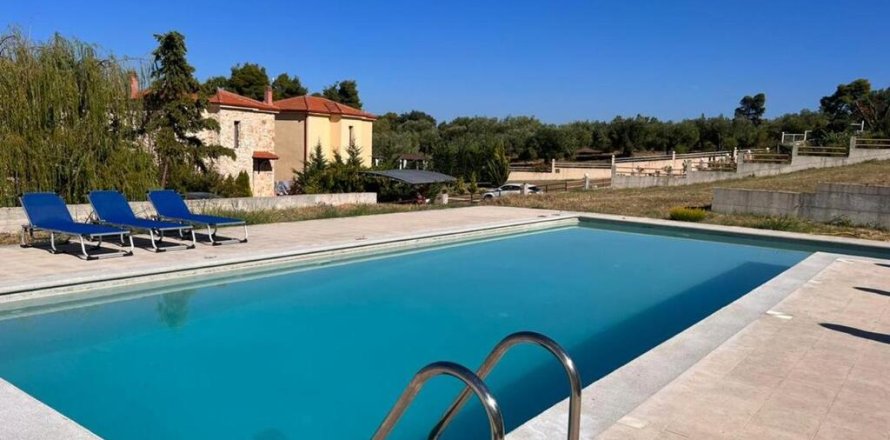 4 bedrooms Villa in Chalkidiki, Greece No. 107665