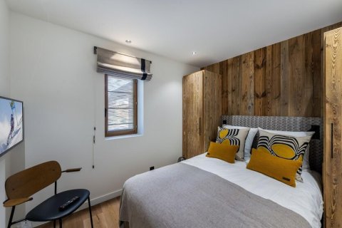 3 bedrooms Apartment in Courchevel, France No. 99728 11