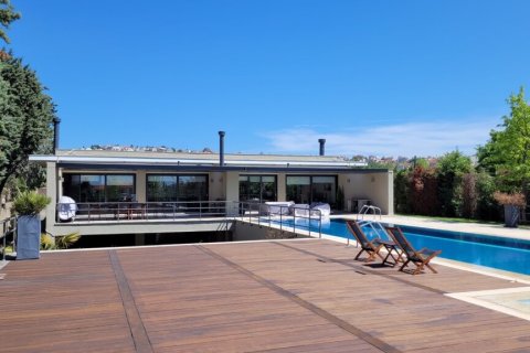 4 bedrooms Villa in Panorama, Greece No. 107745 3