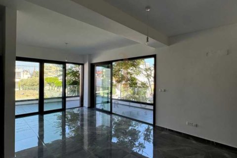 3 bedrooms Apartment in Limassol, Cyprus No. 34560 4
