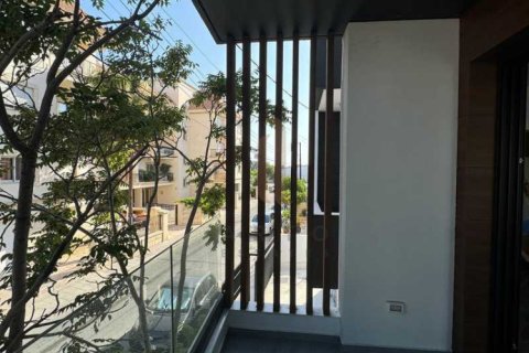 3 bedrooms Apartment in Limassol, Cyprus No. 34560 8