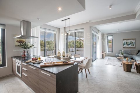 3 bedrooms Villa in Famagusta, Cyprus No. 36571 7