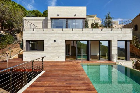 4 dormitorios House en Lloret de Mar, Spain No. 25360