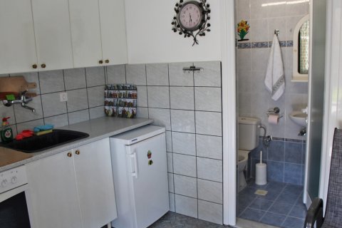 4 dormitorios Edificio en Katerini, Greece No. 55443 14