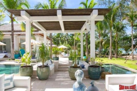 5 bedrooms Villa on the Chaweng Beach, Thailand No. 96202 17