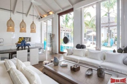 5 bedrooms Villa on the Chaweng Beach, Thailand No. 96202 20