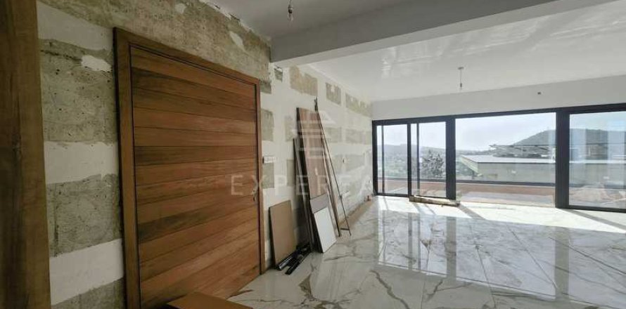 5 bedrooms House in Palodeia, Cyprus No. 80833
