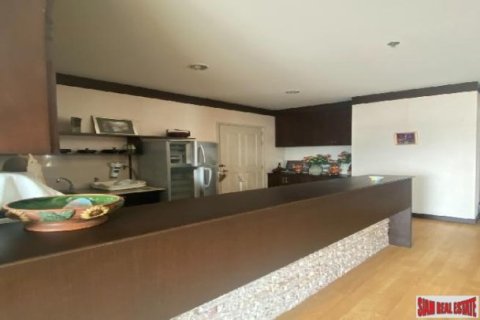 2 bedrooms Apartment in Thonburi, Thailand No. 96348 18