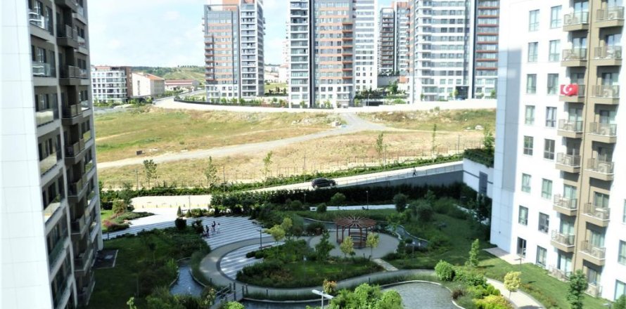 Квартира с 2 спальнями в Стамбул, Турция №14865