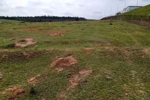 358522m² Land in Indaiatuba, Brazil No. 62396 7