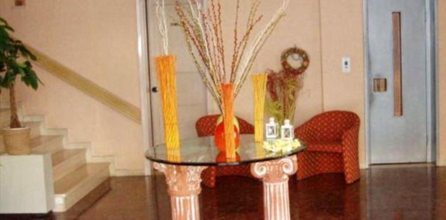 750m² Hotel in Kamena Vourla, Greece No. 59344